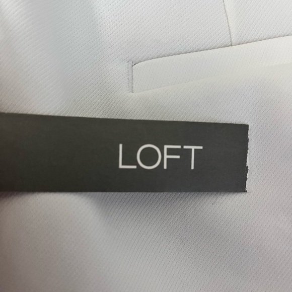 Loft curvy skinny ankle length pants. New with tags.  smoke free home - Picture 3 of 5